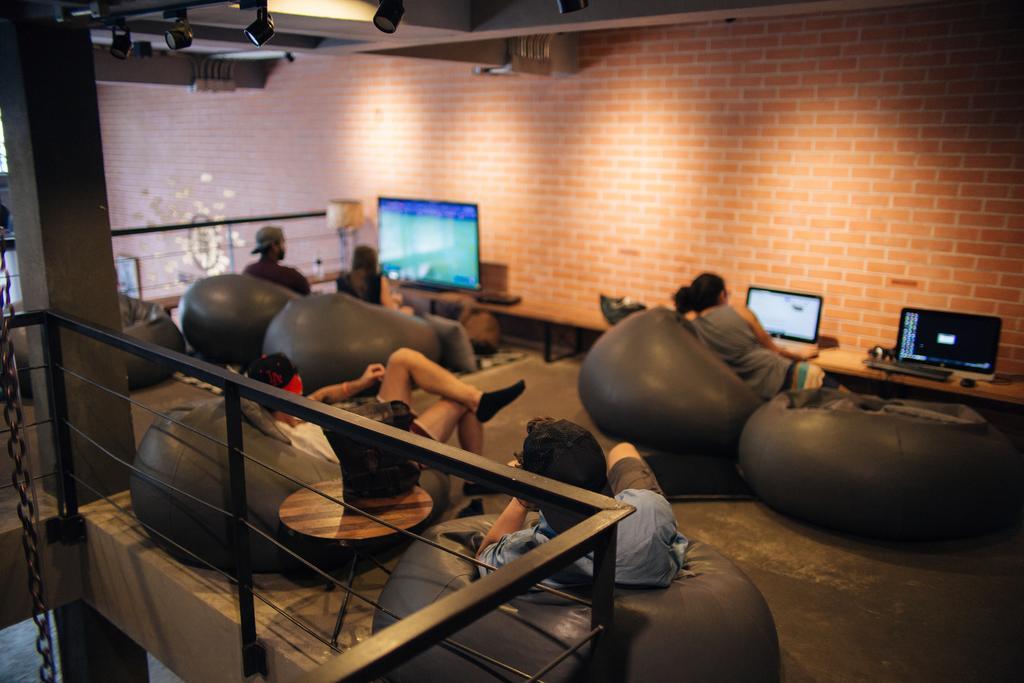 Bed Station Hostel Ratchthewi Bangkok Kültér fotó