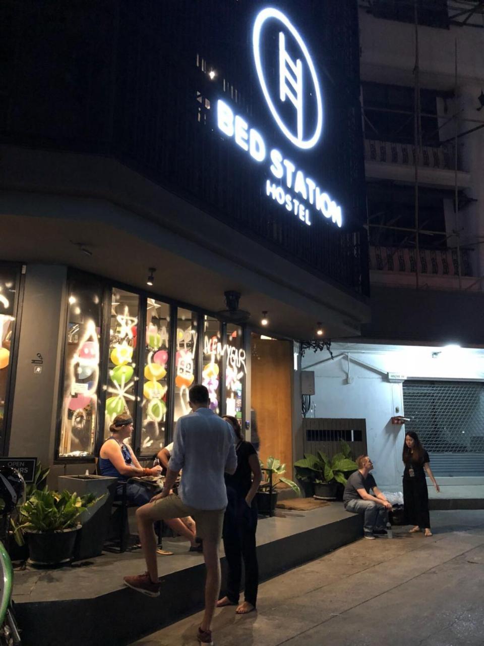 Bed Station Hostel Ratchthewi Bangkok Kültér fotó